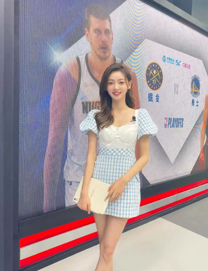 篮球与足球教练培训体系的商业差异分析